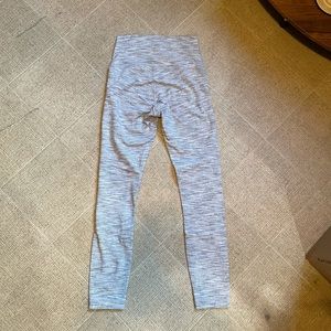 Lululemon wunder under hi rise 7/8 legging sz4